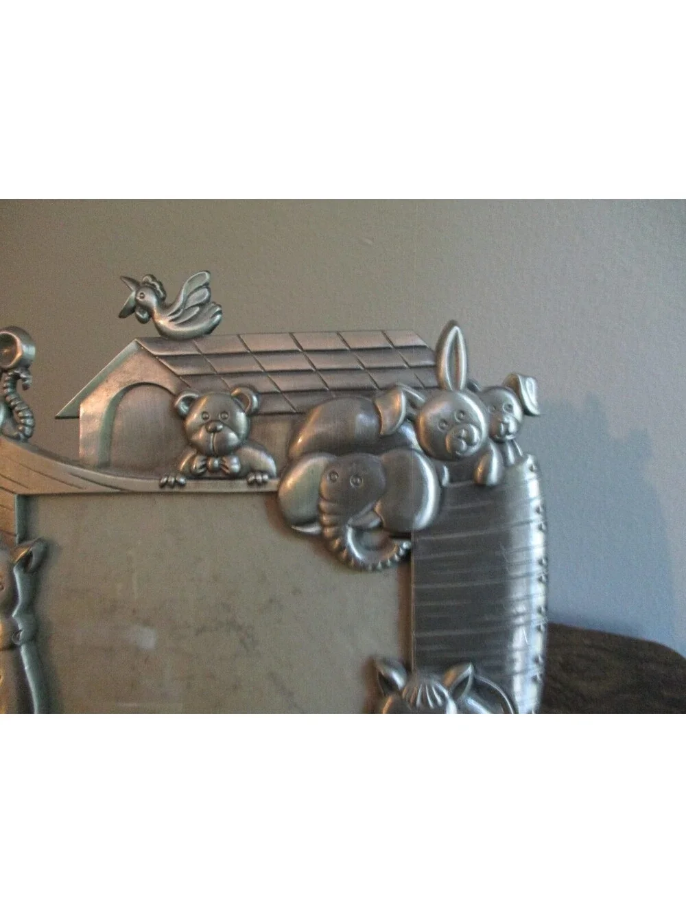 Vintage Noahs Ark Pewter Picture Frame 3D Baby Animals Silver Tone Nursery Decor